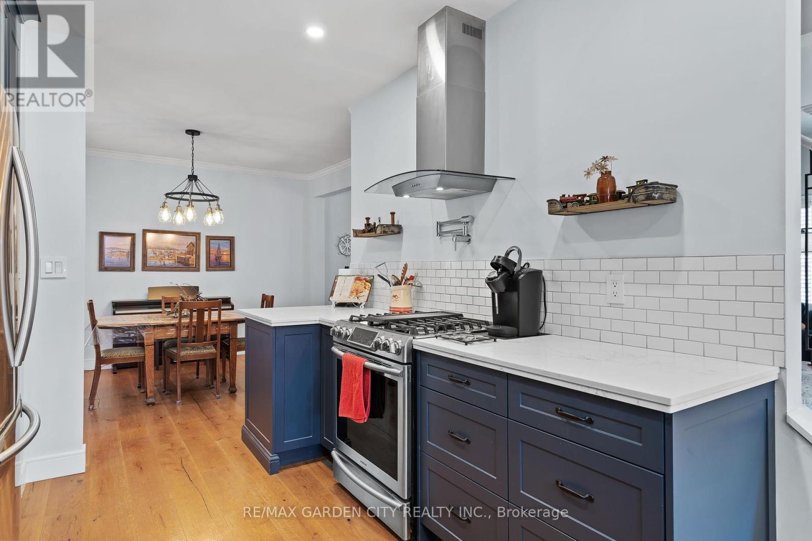 2722 Red Maple Avenue, Lincoln (Lincoln-Jordan/vineland), Ontario  L0R 1S0 - Photo 14 - X12108167