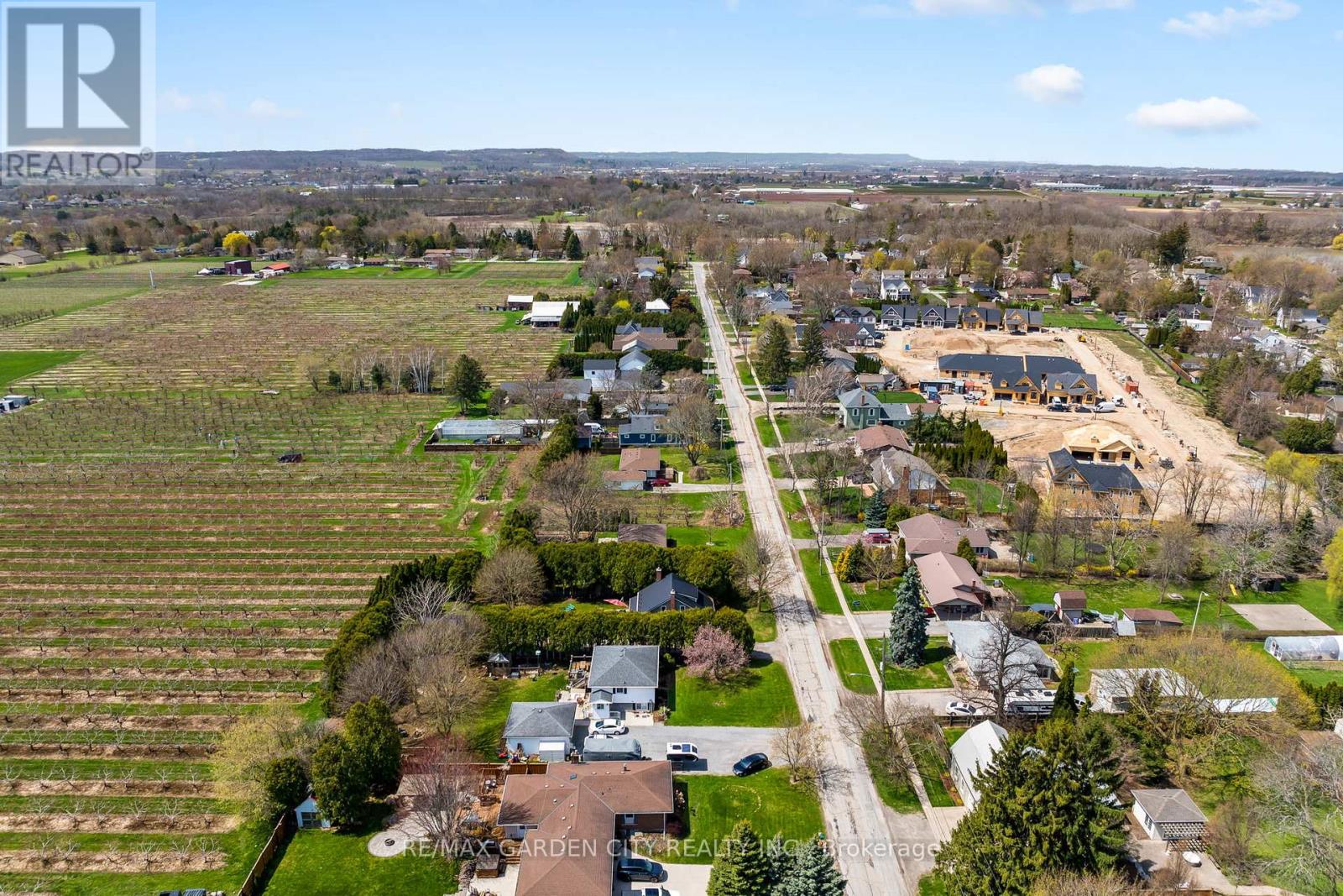 2722 Red Maple Avenue, Lincoln (Lincoln-Jordan/vineland), Ontario  L0R 1S0 - Photo 42 - X12108167