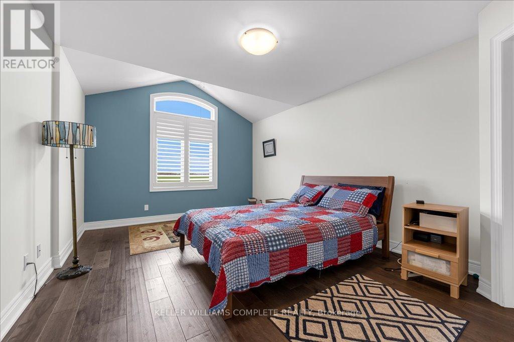 270 Farr Street, Pelham (Fenwick), Ontario  L0S 1C0 - Photo 35 - X12108462