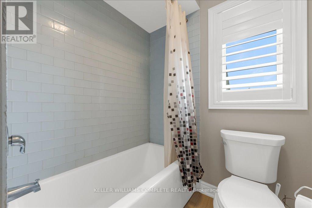 270 Farr Street, Pelham (Fenwick), Ontario  L0S 1C0 - Photo 38 - X12108462