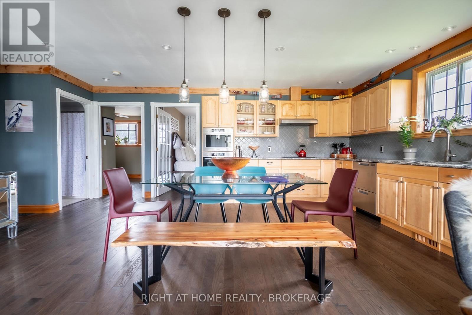 152 Kingsway Street, Welland (Dain City), Ontario  L3B 3N9 - Photo 44 - X12108630