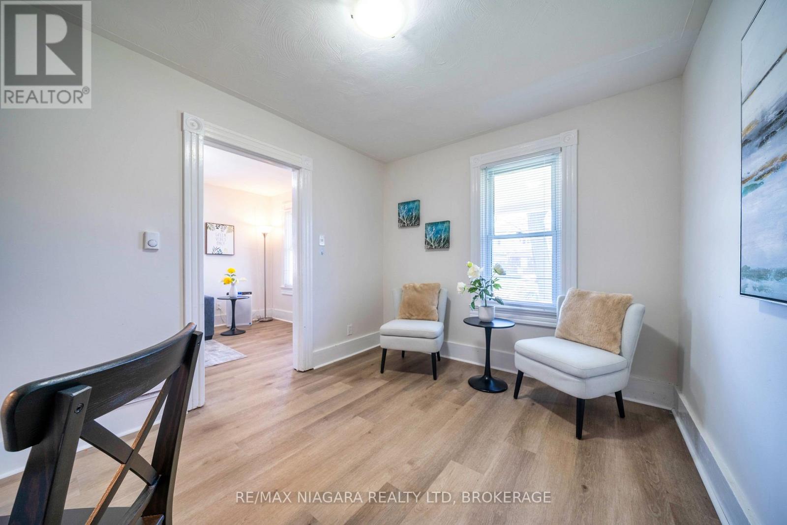 371 Carlton Street, St. Catharines (Carlton/bunting), Ontario  L2M 4W7 - Photo 15 - X12109729