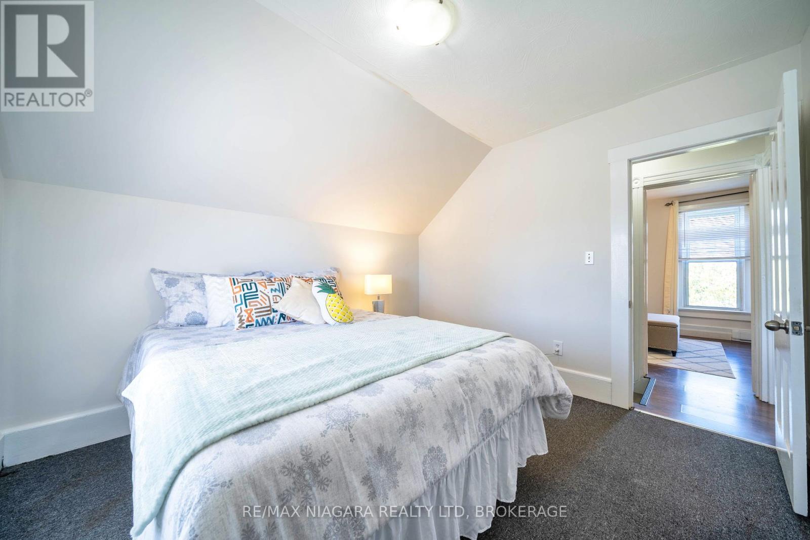 371 Carlton Street, St. Catharines (Carlton/bunting), Ontario  L2M 4W7 - Photo 19 - X12109729