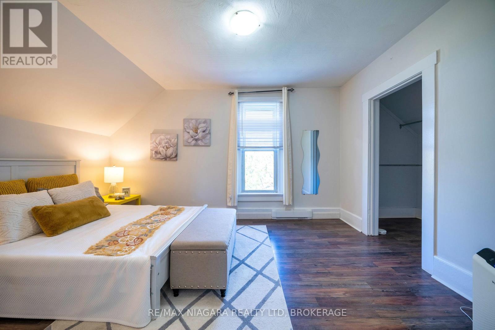 371 Carlton Street, St. Catharines (Carlton/bunting), Ontario  L2M 4W7 - Photo 20 - X12109729