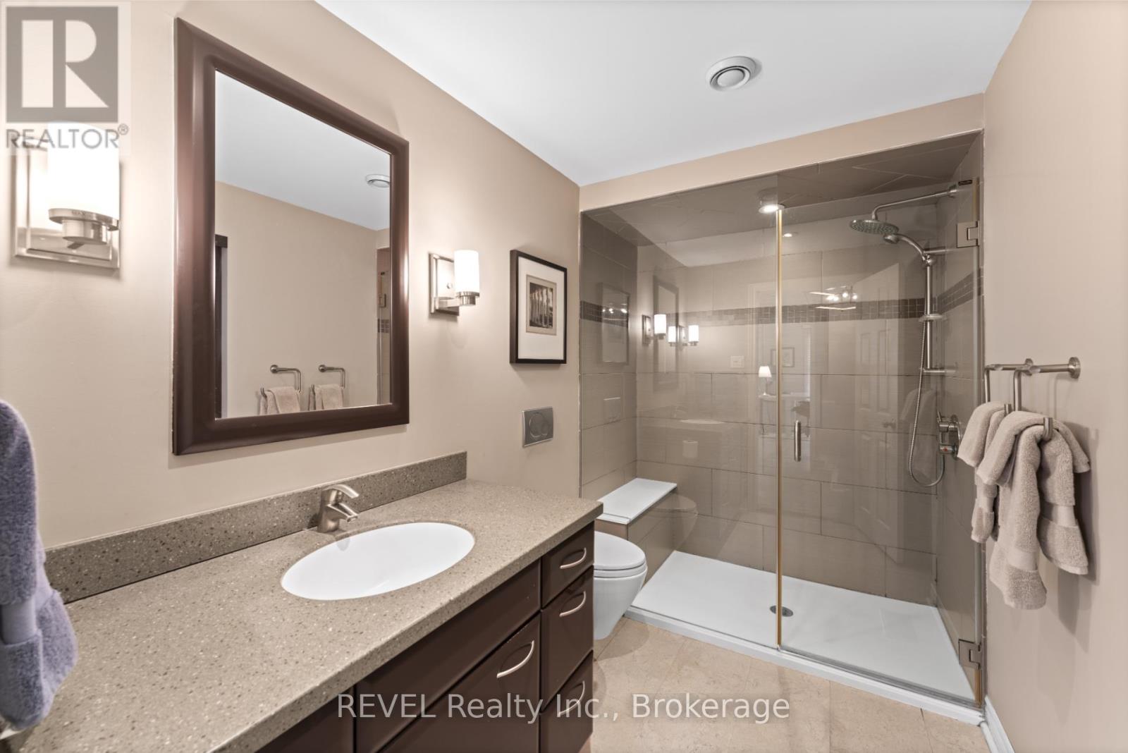 637 Thornwood Avenue, Burlington (Roseland), Ontario  L7N 3B9 - Photo 20 - W12110269