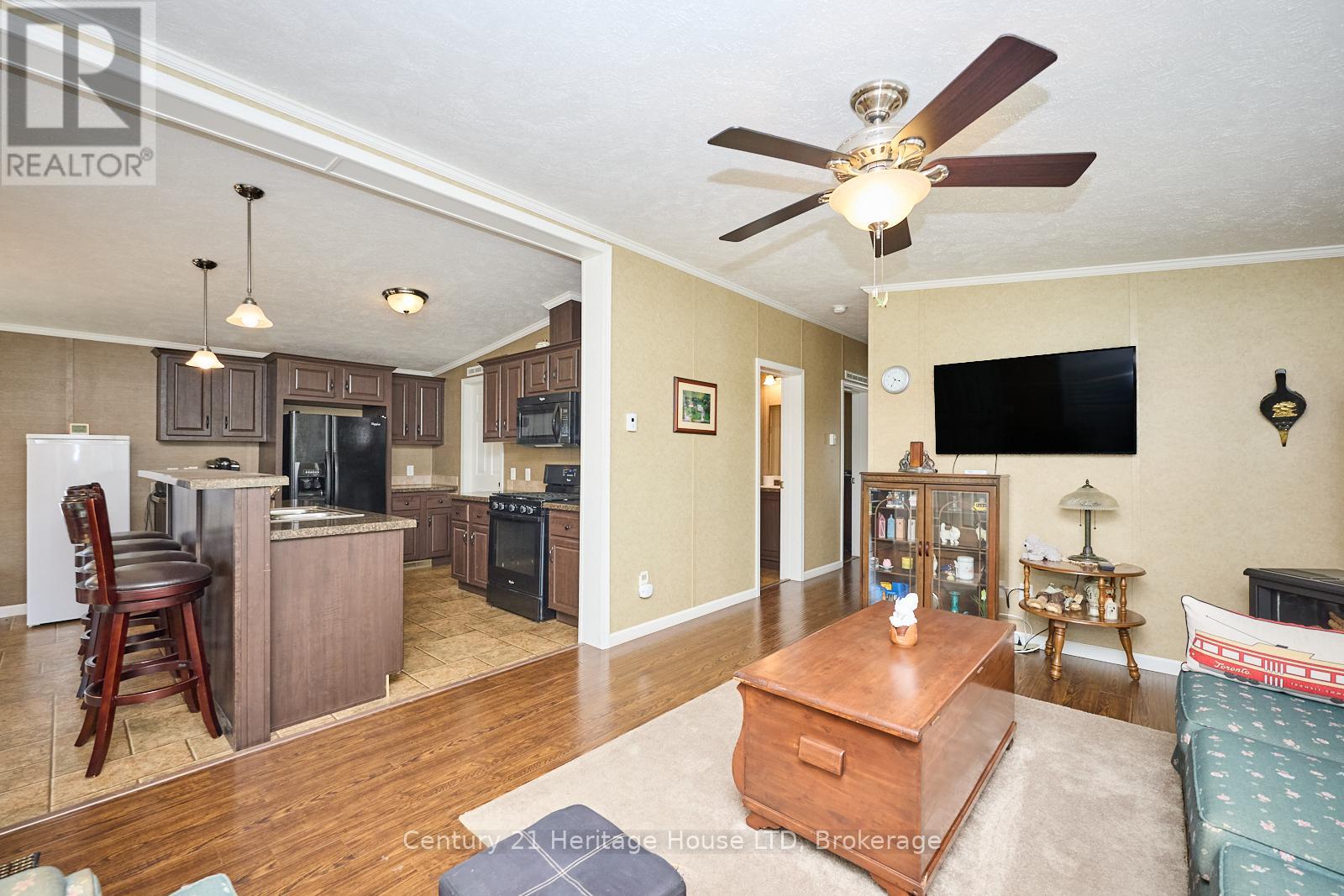 242 - 3033 Townline Road, Fort Erie (Black Creek), Ontario  L0S 1S1 - Photo 13 - X12110170