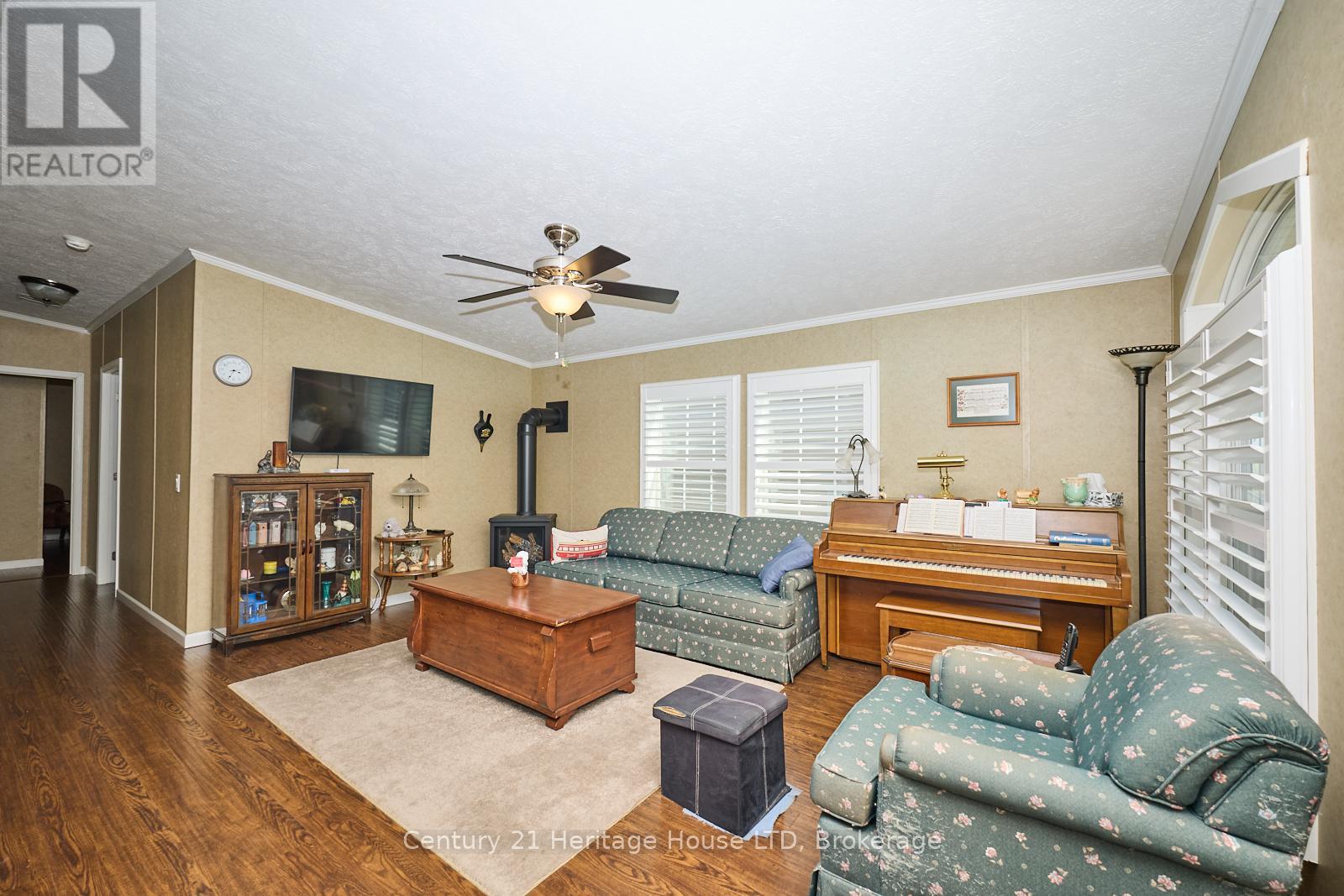 242 - 3033 Townline Road, Fort Erie (Black Creek), Ontario  L0S 1S1 - Photo 16 - X12110170