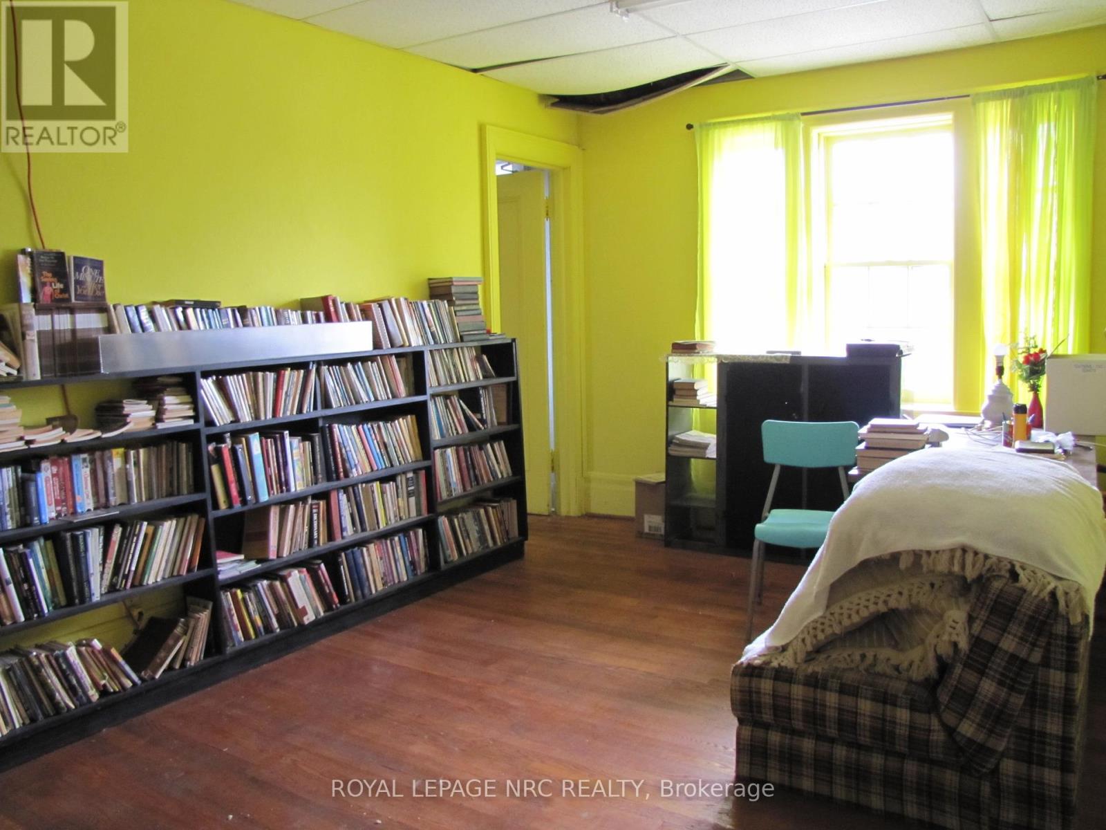 189 Davis Street, Port Colborne (East Village), Ontario  L3K 1Z2 - Photo 25 - X12110828