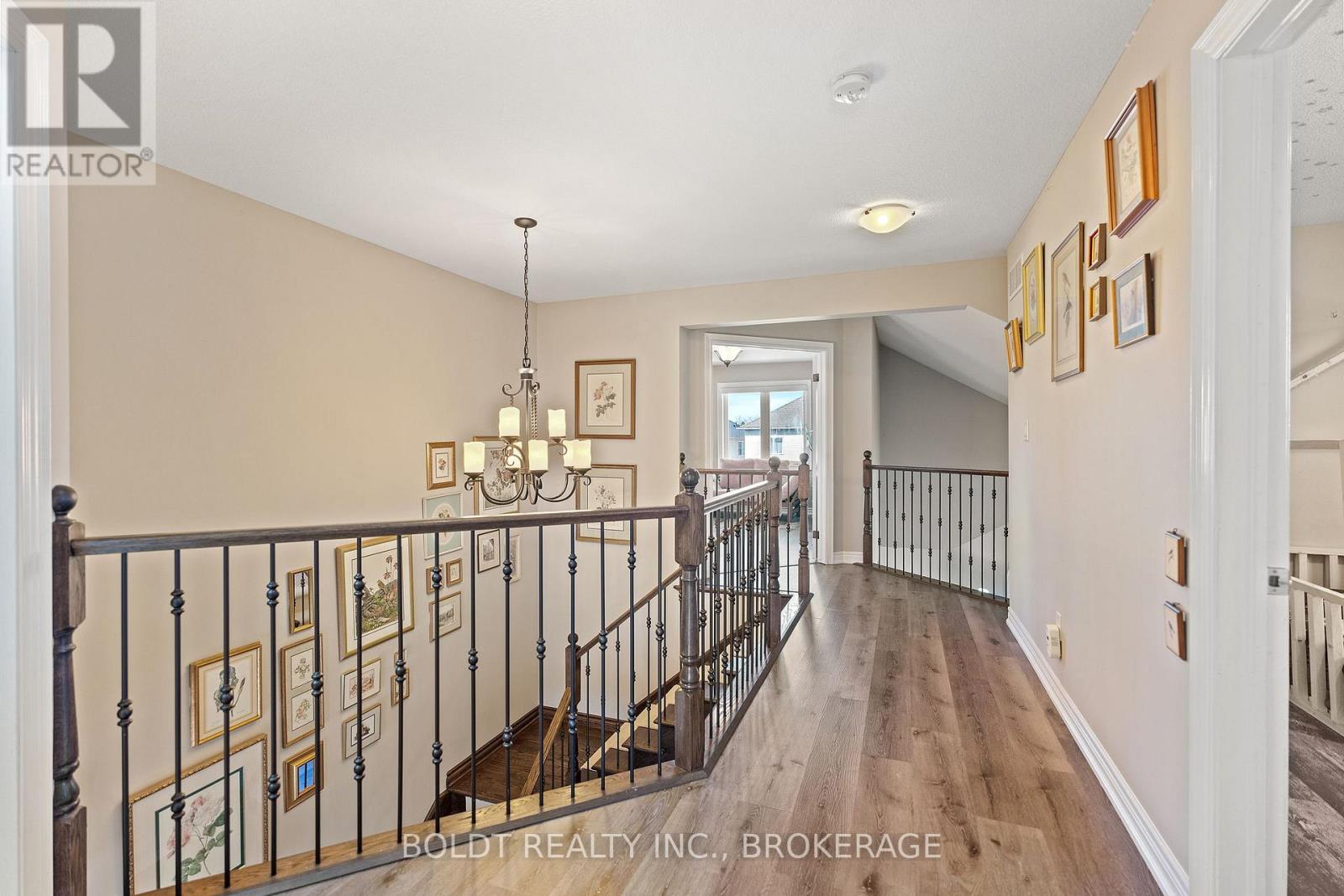 8114 Windsong Drive, Niagara Falls (Ascot), Ontario  L2H 3M4 - Photo 20 - X12111600