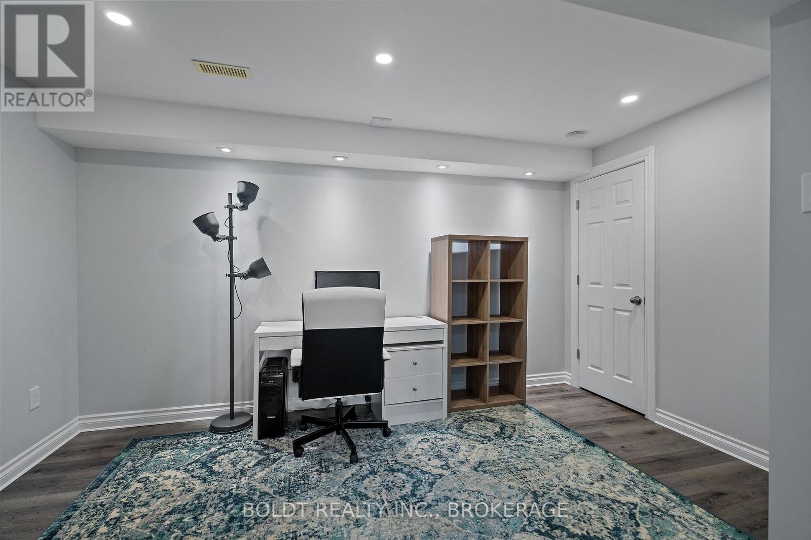 8114 Windsong Drive, Niagara Falls (Ascot), Ontario  L2H 3M4 - Photo 31 - X12111600