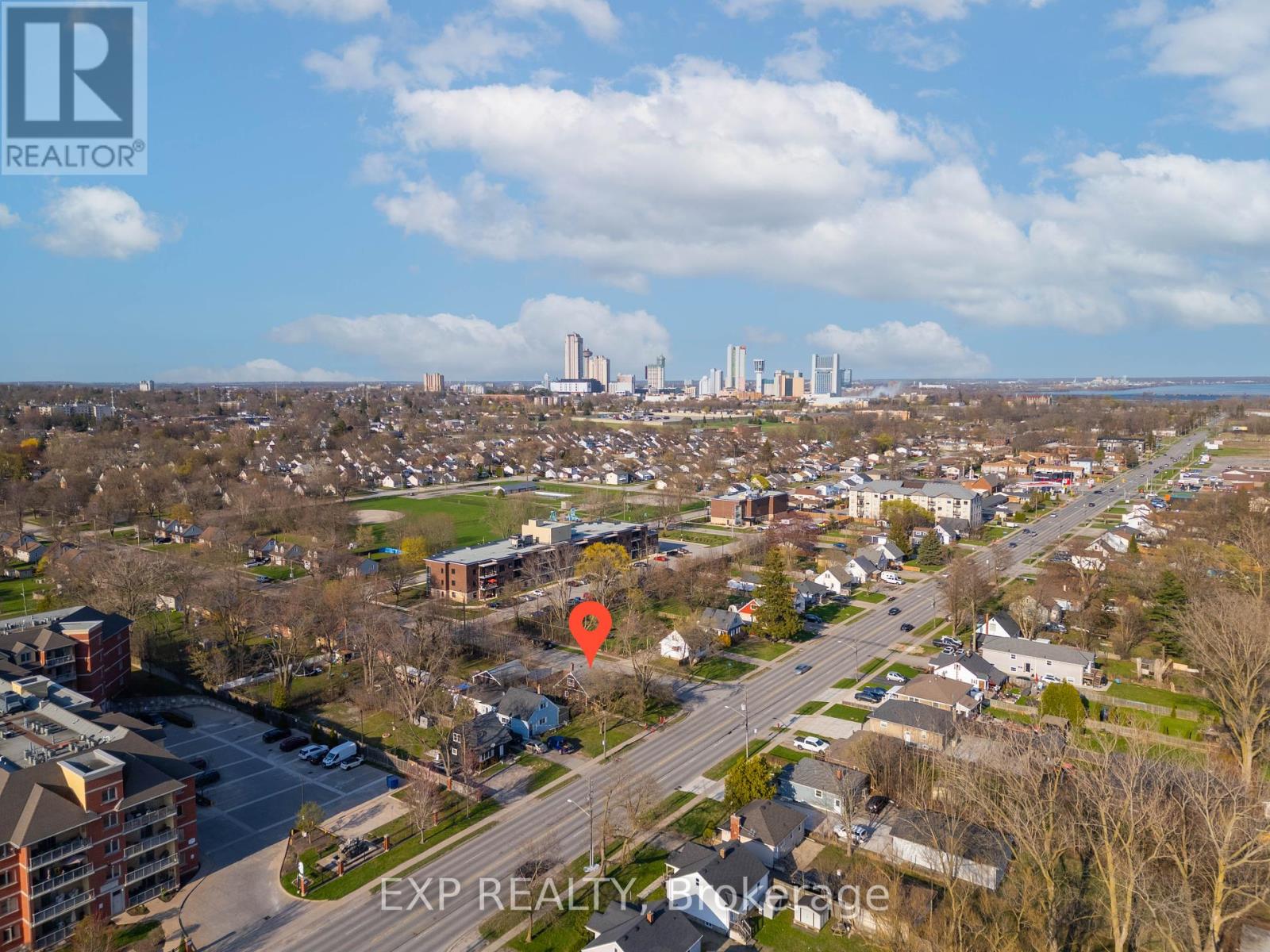 6461 Mcleod Road, Niagara Falls (Arad/fallsview), Ontario  L2G 3G3 - Photo 23 - X12111840