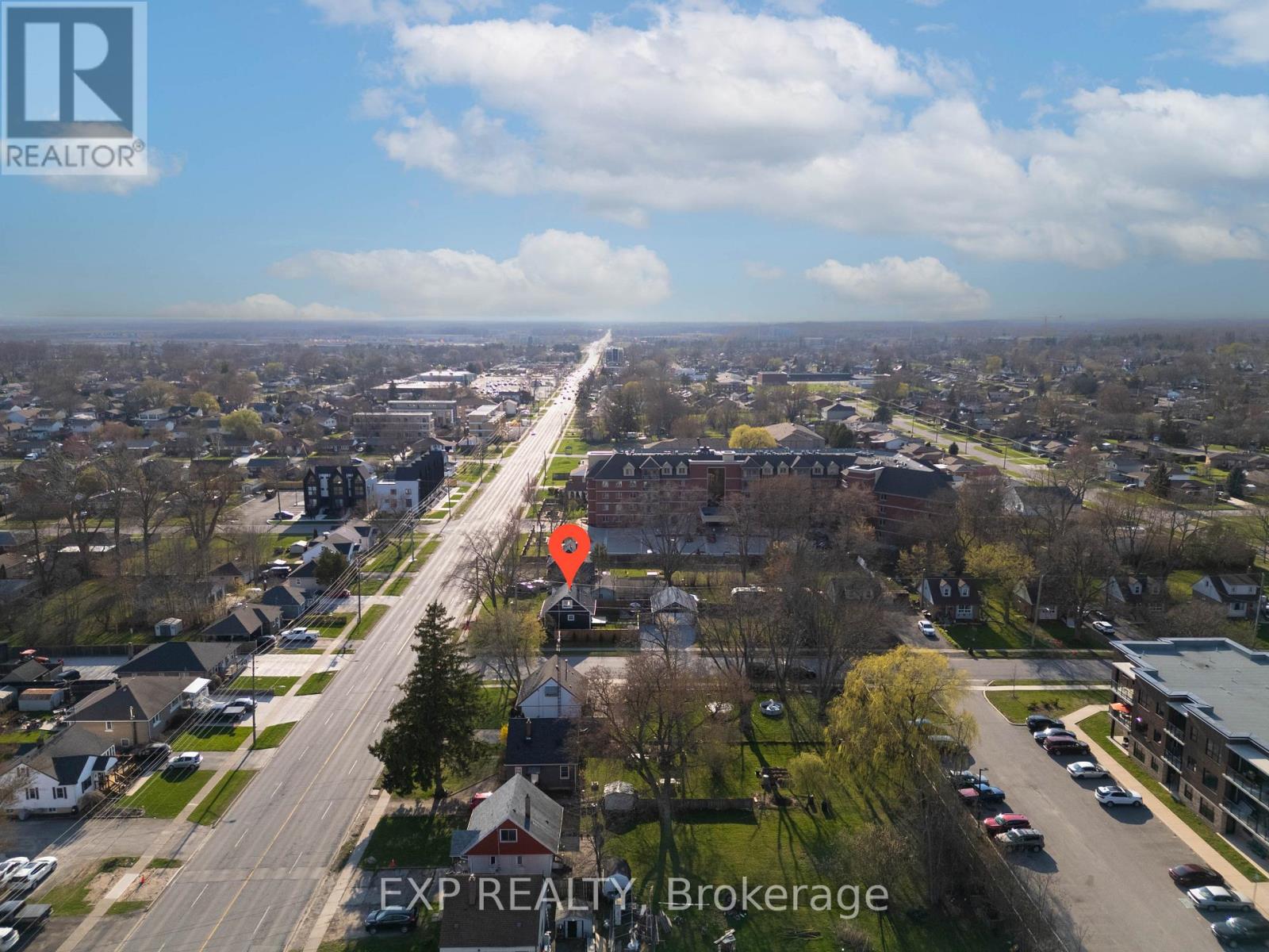 6461 Mcleod Road, Niagara Falls (Arad/fallsview), Ontario  L2G 3G3 - Photo 24 - X12111840