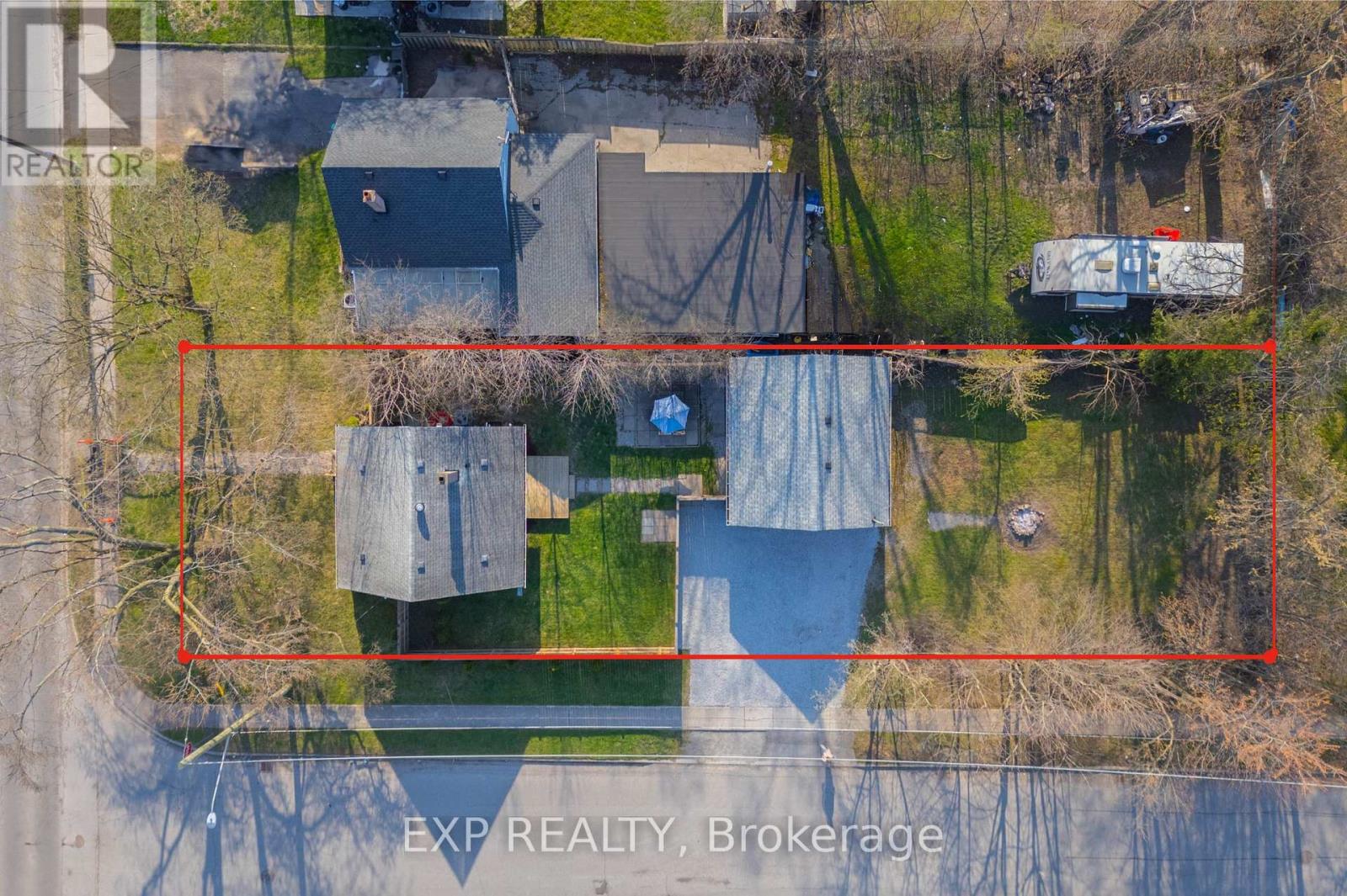 6461 Mcleod Road, Niagara Falls (Arad/fallsview), Ontario  L2G 3G3 - Photo 6 - X12111840