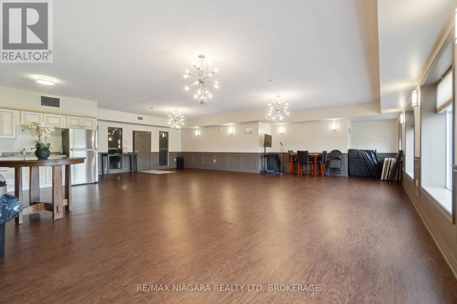 221 - 4644 Pettit Avenue, Niagara Falls (Morrison), Ontario  L2E 6L5 - Photo 20 - X12111865