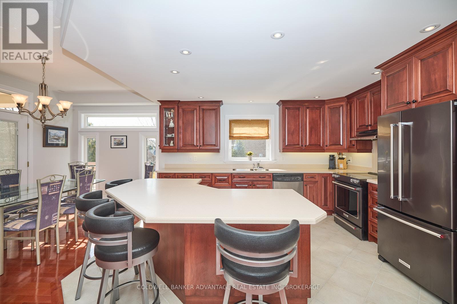 138 Loretta Drive, Niagara-On-The-Lake (Virgil), Ontario  L0S 1T0 - Photo 13 - X12111941