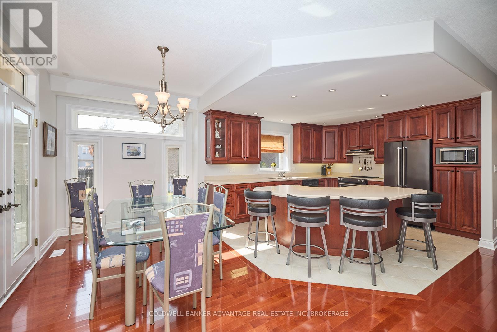 138 Loretta Drive, Niagara-On-The-Lake (Virgil), Ontario  L0S 1T0 - Photo 15 - X12111941
