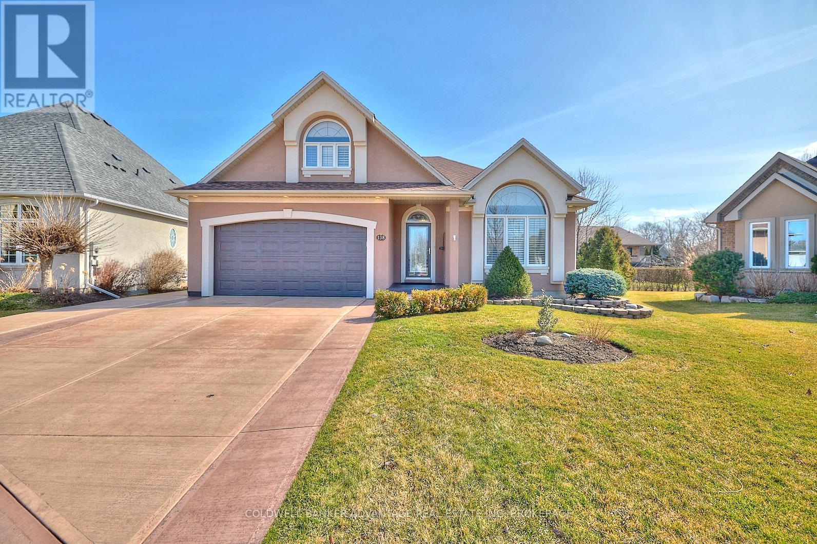 138 Loretta Drive, Niagara-On-The-Lake (Virgil), Ontario  L0S 1T0 - Photo 2 - X12111941
