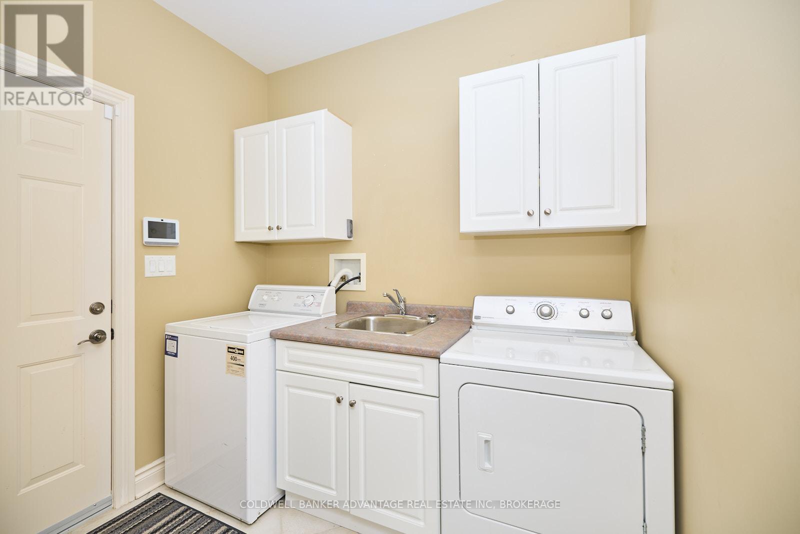 138 Loretta Drive, Niagara-On-The-Lake (Virgil), Ontario  L0S 1T0 - Photo 23 - X12111941