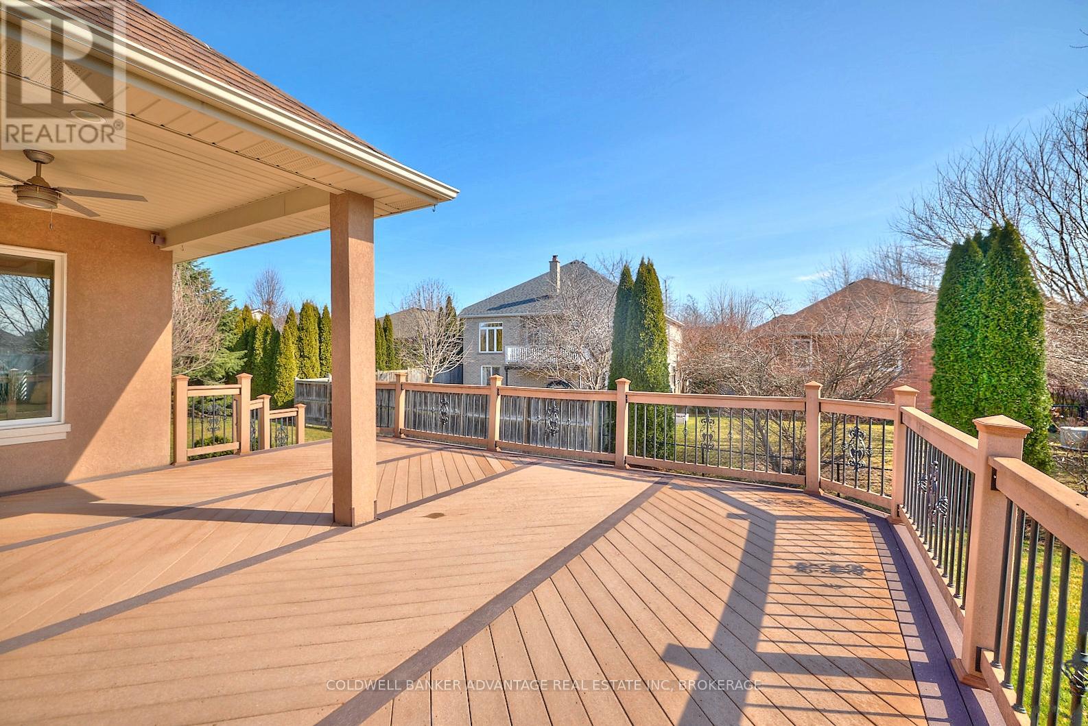 138 Loretta Drive, Niagara-On-The-Lake (Virgil), Ontario  L0S 1T0 - Photo 7 - X12111941