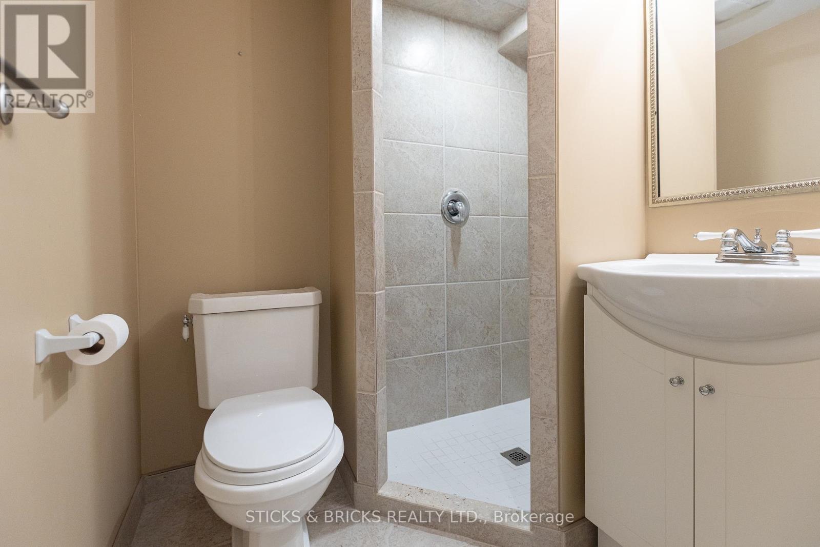 91 Elgin Street, Thorold (Thorold Downtown), Ontario  L2V 3B8 - Photo 30 - X12112052