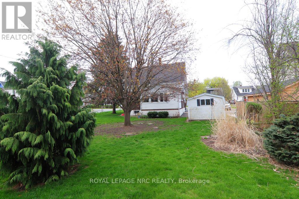 300 Phipps Street, Fort Erie (Central), Ontario  L2A 2V6 - Photo 15 - X12120493
