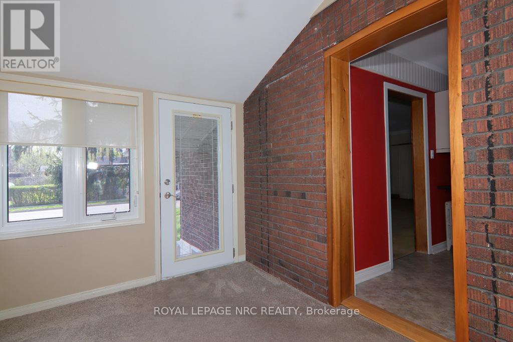 300 Phipps Street, Fort Erie (Central), Ontario  L2A 2V6 - Photo 24 - X12120493