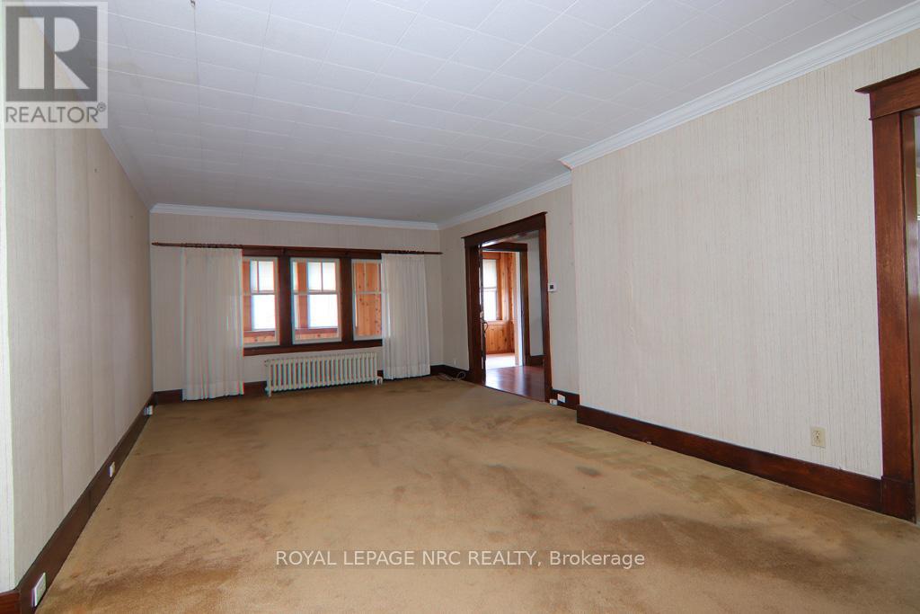 300 Phipps Street, Fort Erie (Central), Ontario  L2A 2V6 - Photo 34 - X12120493