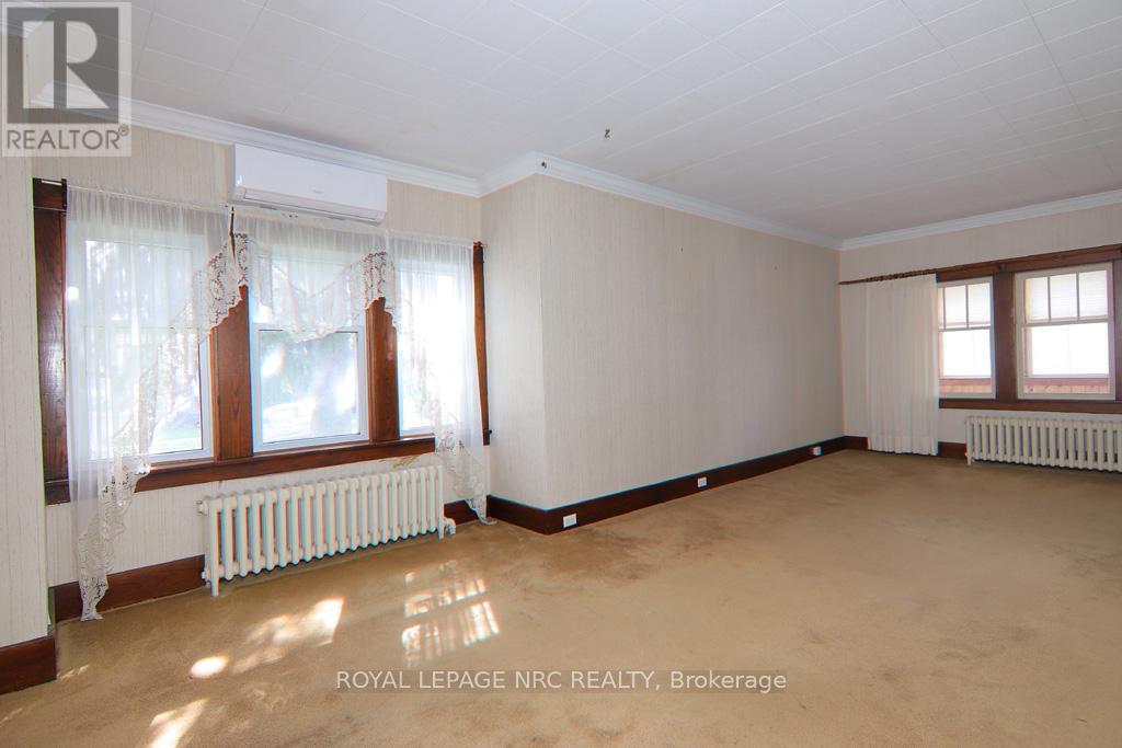 300 Phipps Street, Fort Erie (Central), Ontario  L2A 2V6 - Photo 35 - X12120493