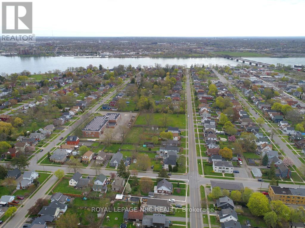 300 Phipps Street, Fort Erie (Central), Ontario  L2A 2V6 - Photo 47 - X12120493