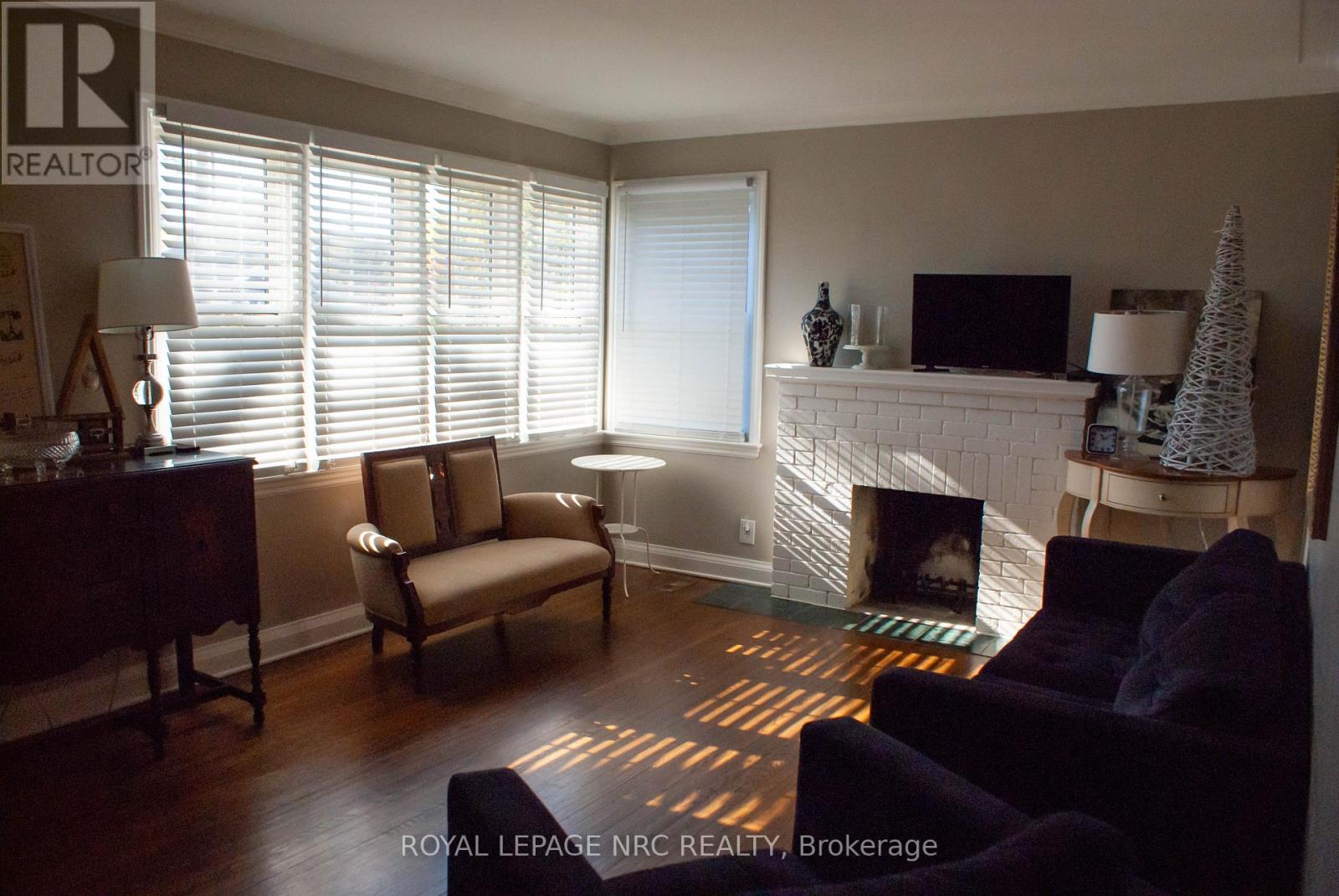 553 Carlton Street, St. Catharines (Carlton/bunting), Ontario  L2M 4X6 - Photo 10 - X12218197