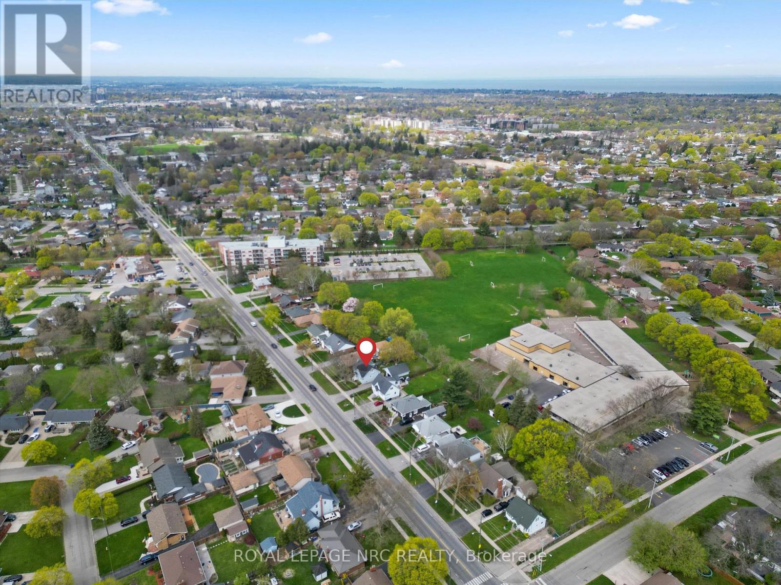 553 Carlton Street, St. Catharines (Carlton/bunting), Ontario  L2M 4X6 - Photo 31 - X12218197