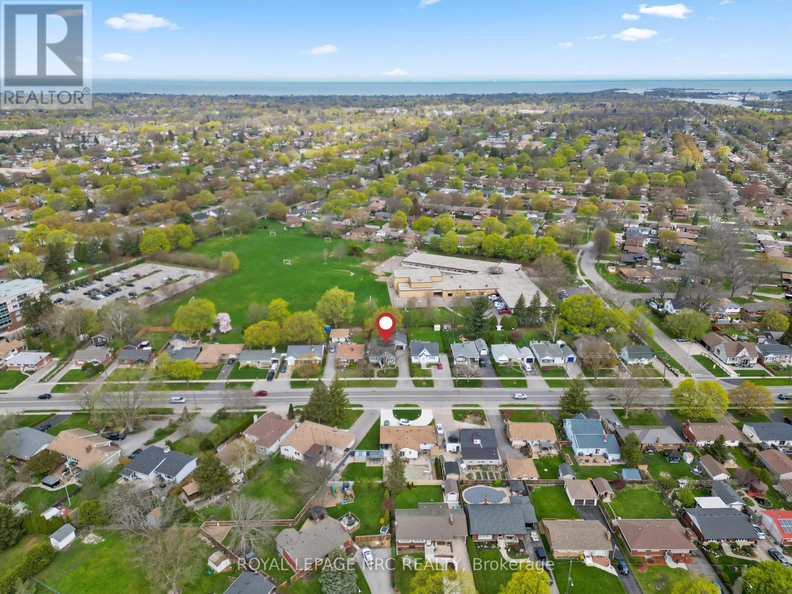 553 Carlton Street, St. Catharines (Carlton/bunting), Ontario  L2M 4X6 - Photo 35 - X12218197