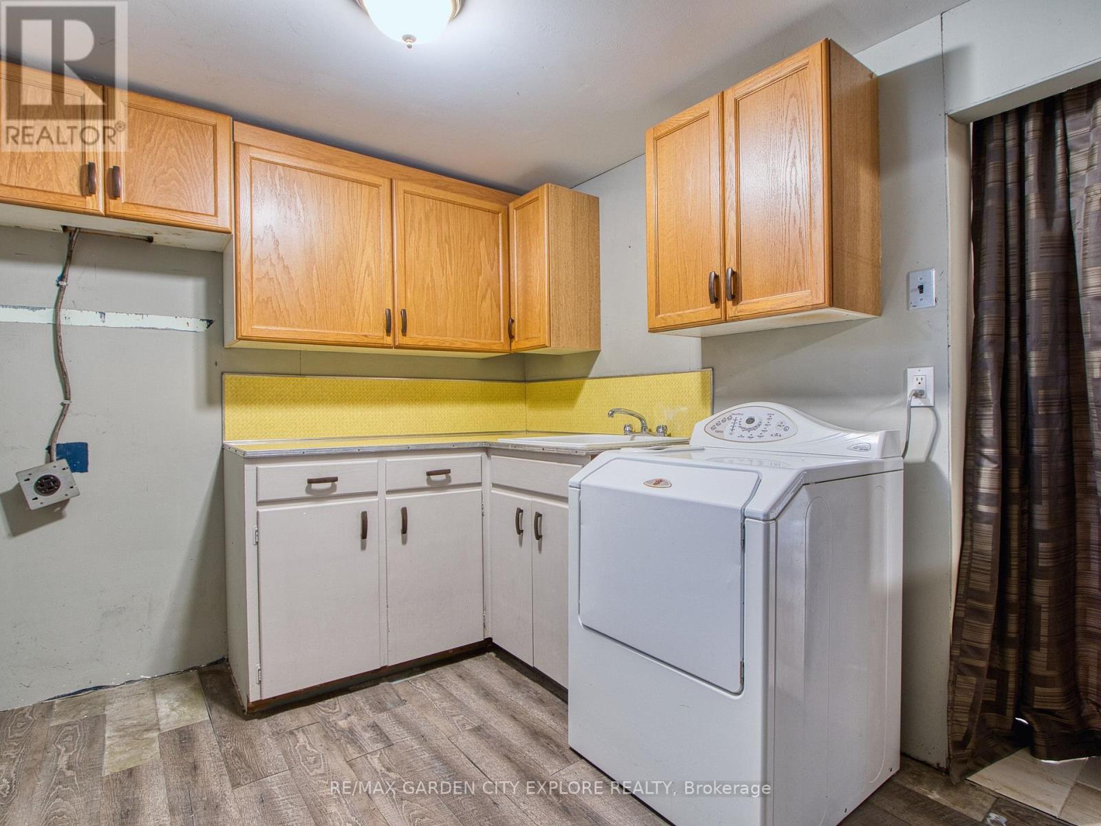 101 Masterson Drive, St. Catharines (Glendale/glenridge), Ontario  L2T 3P8 - Photo 14 - X12229096