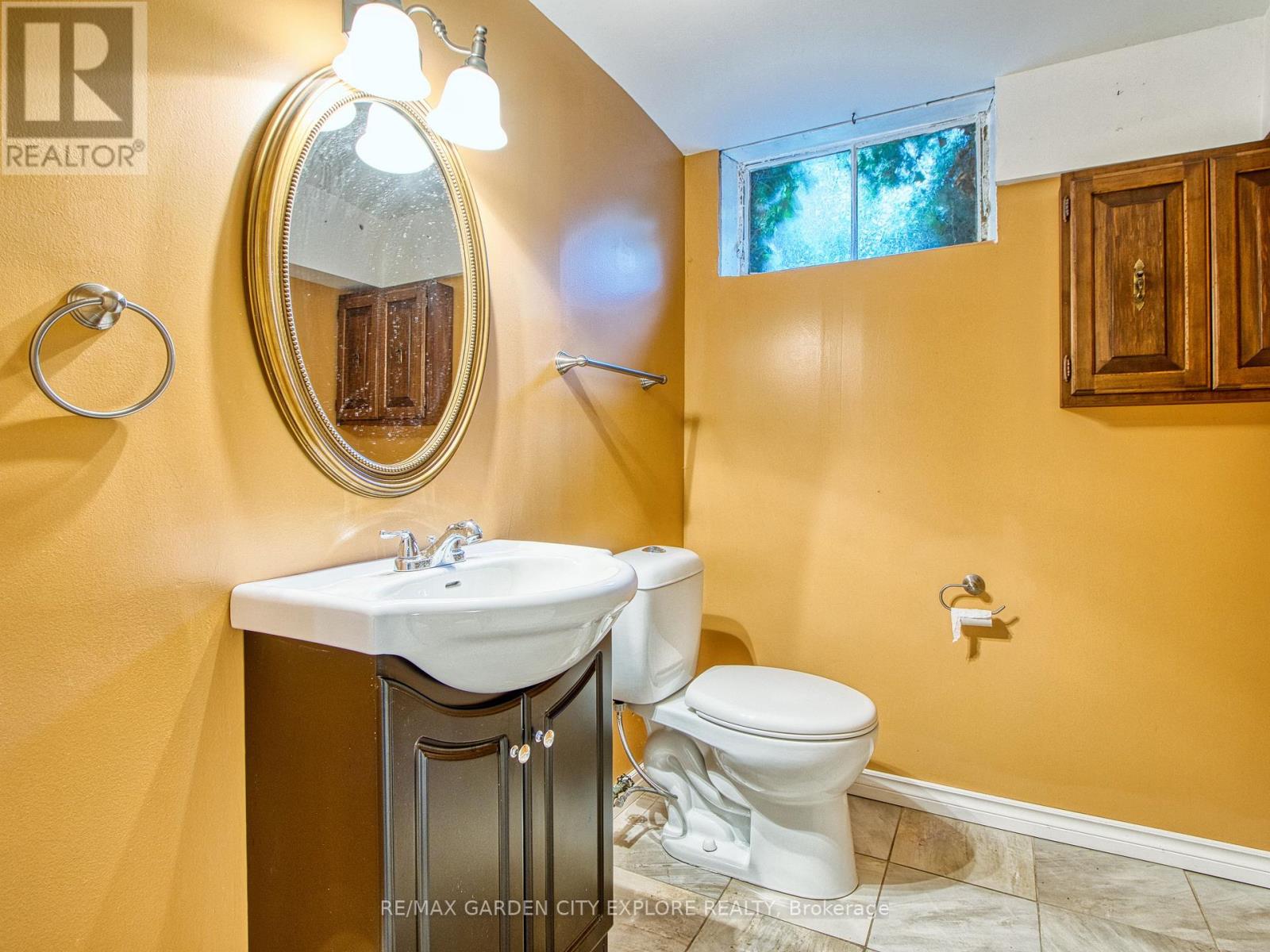 101 Masterson Drive, St. Catharines (Glendale/glenridge), Ontario  L2T 3P8 - Photo 15 - X12229096