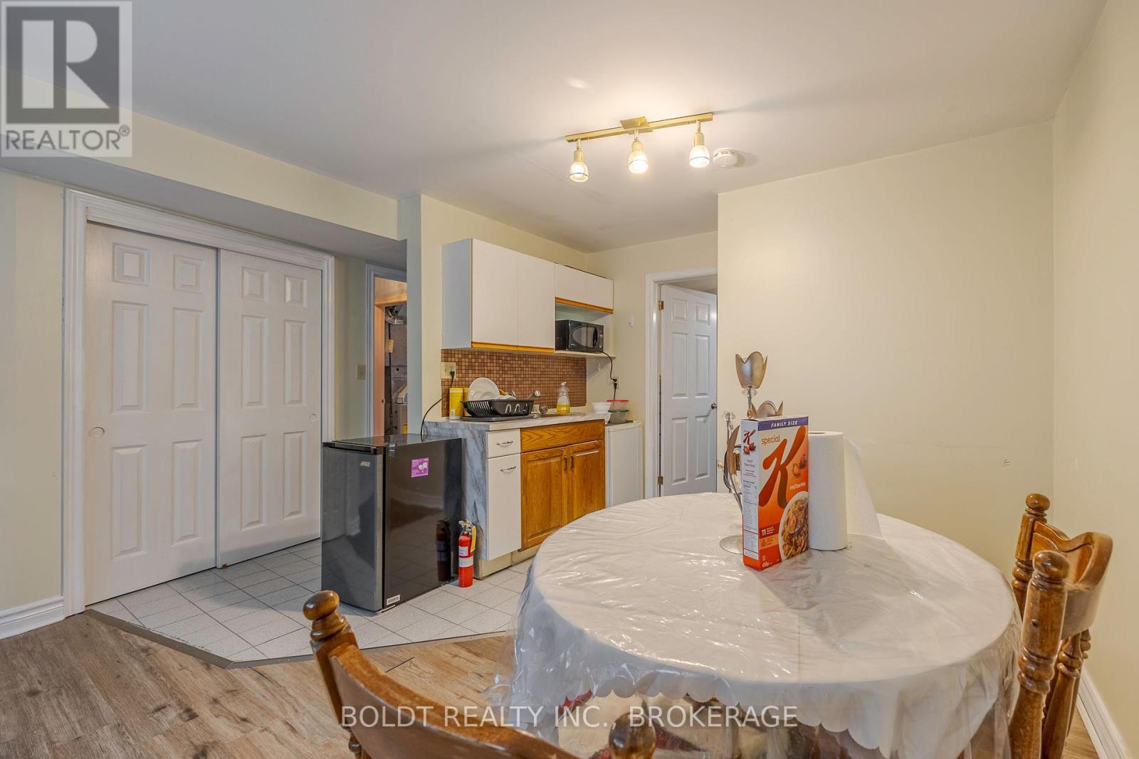 101 Arthur Street, St. Catharines (Lakeshore), Ontario  L2M 1H8 - Photo 19 - X12284753