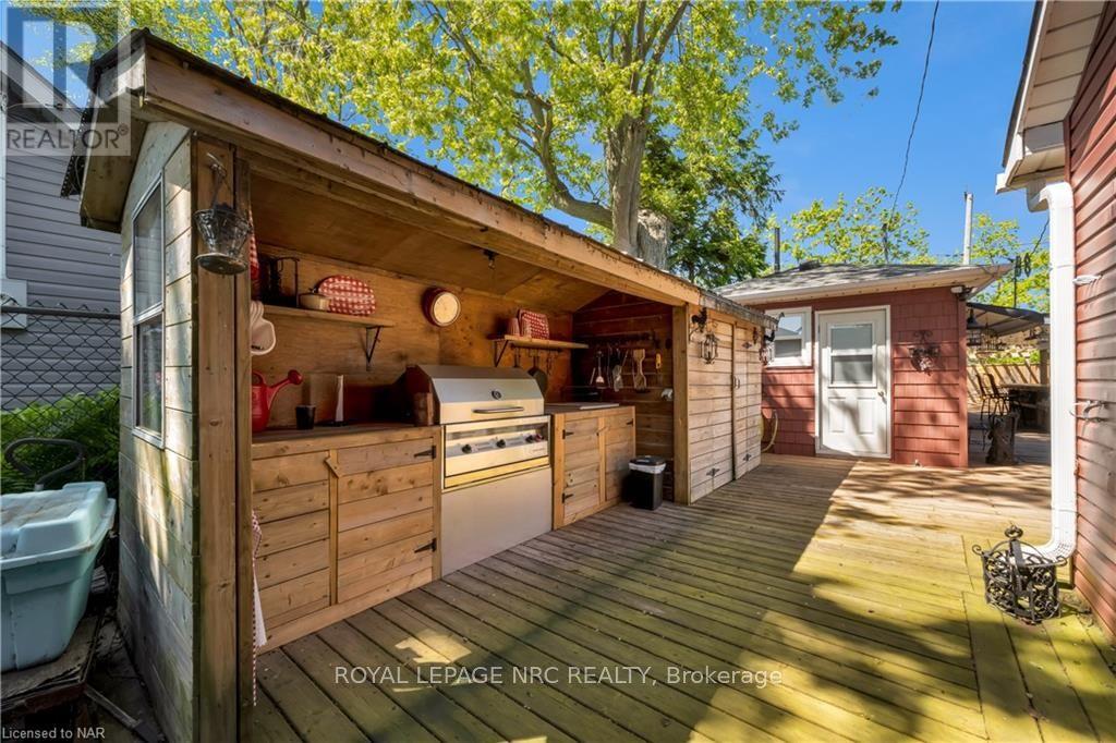 8 Hoover Point Lane, Haldimand, Ontario  N0A 1P0 - Photo 35 - X9412725