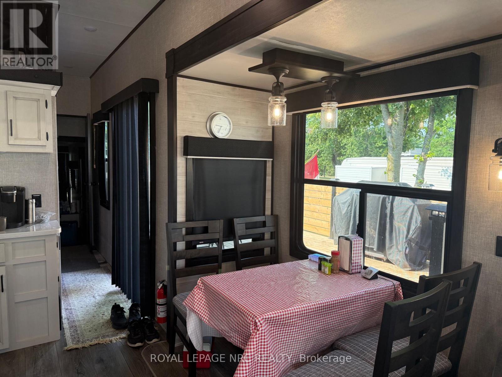 4 Dogwood Street, Otonabee-South Monaghan, Ontario  K9J 6Y3 - Photo 9 - X12006989