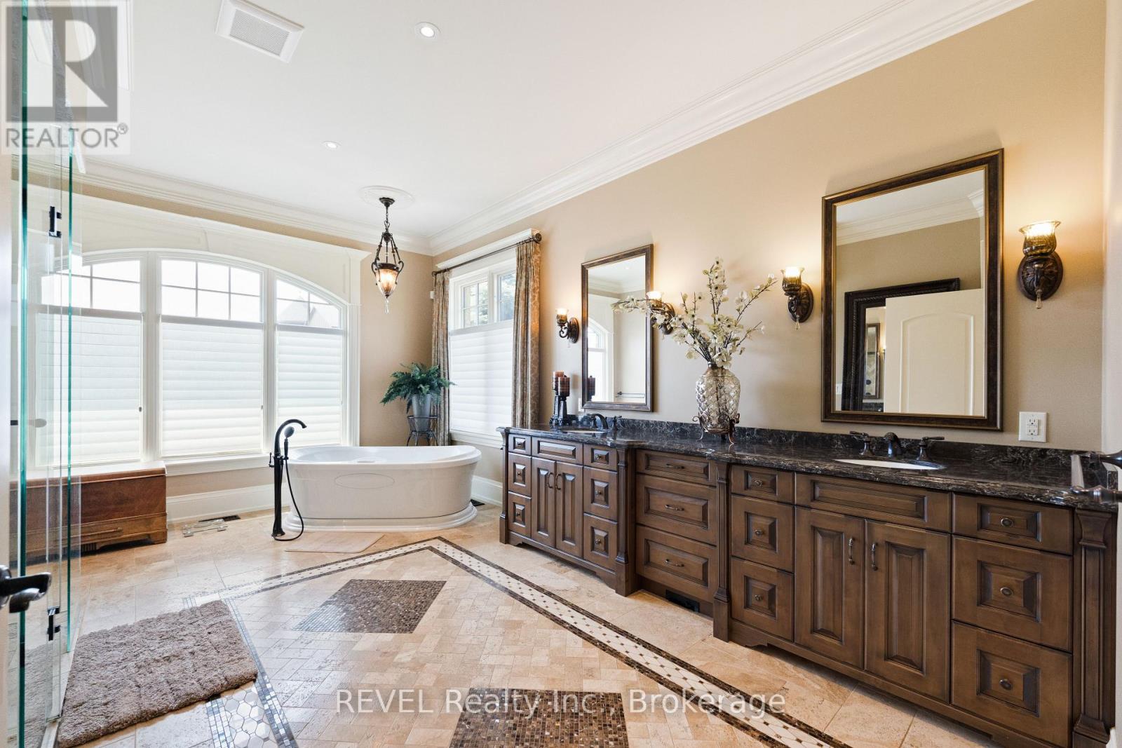 1234 Lakeshore Road N, Niagara-On-The-Lake, Ontario  L0S 1J0 - Photo 50 - X12061419