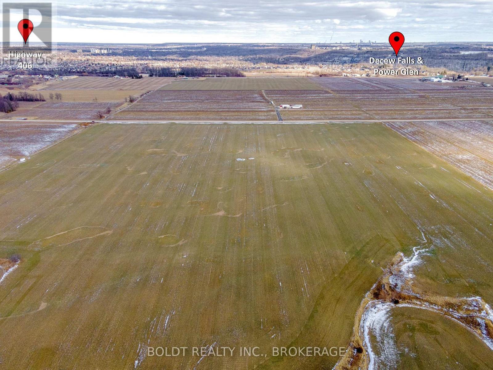 2669 Third Street, St. Catharines, Ontario  L2R 6P7 - Photo 2 - X12130639