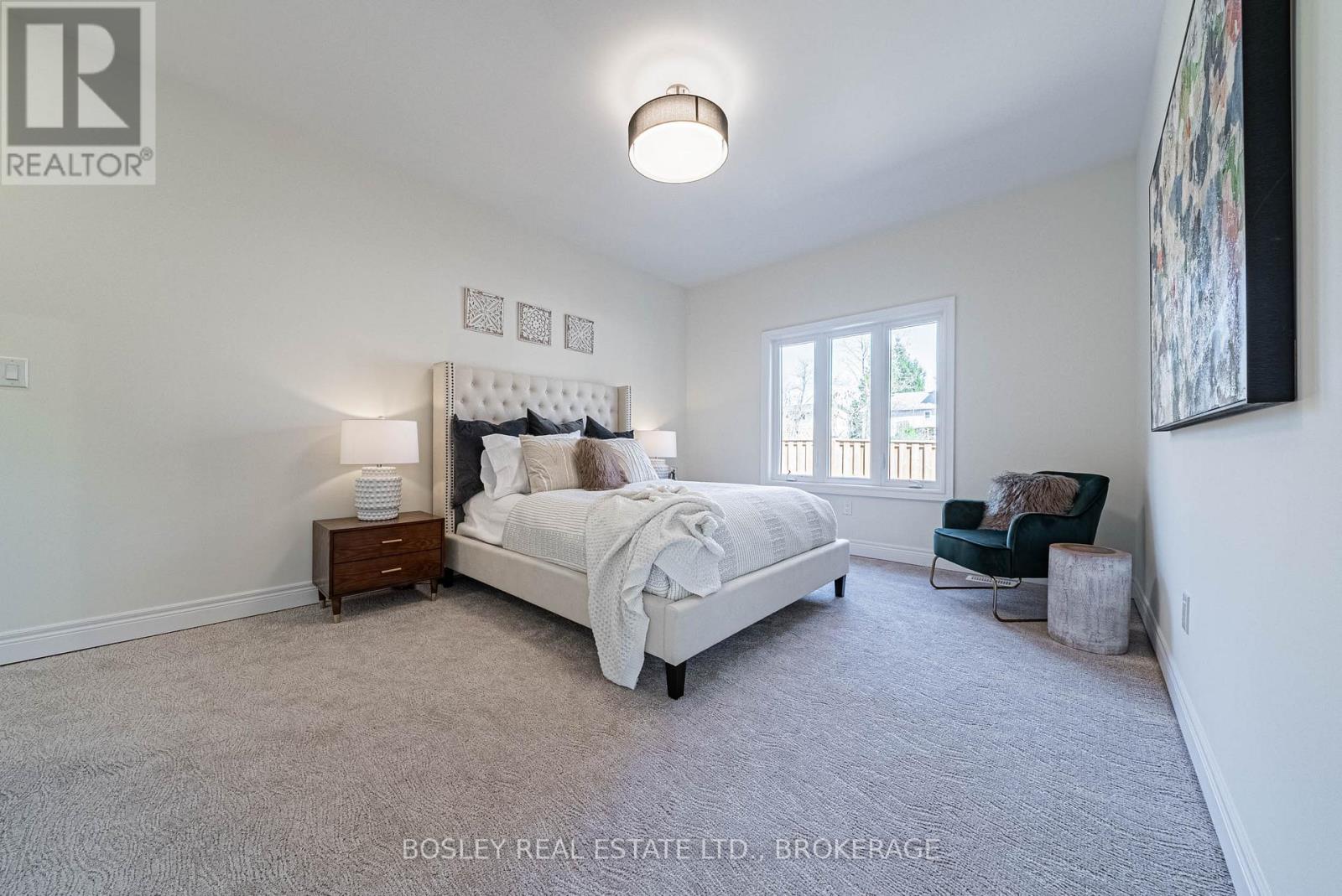 512 Royal Ridge Drive, Fort Erie, Ontario  L0S 1N0 - Photo 16 - X12154202