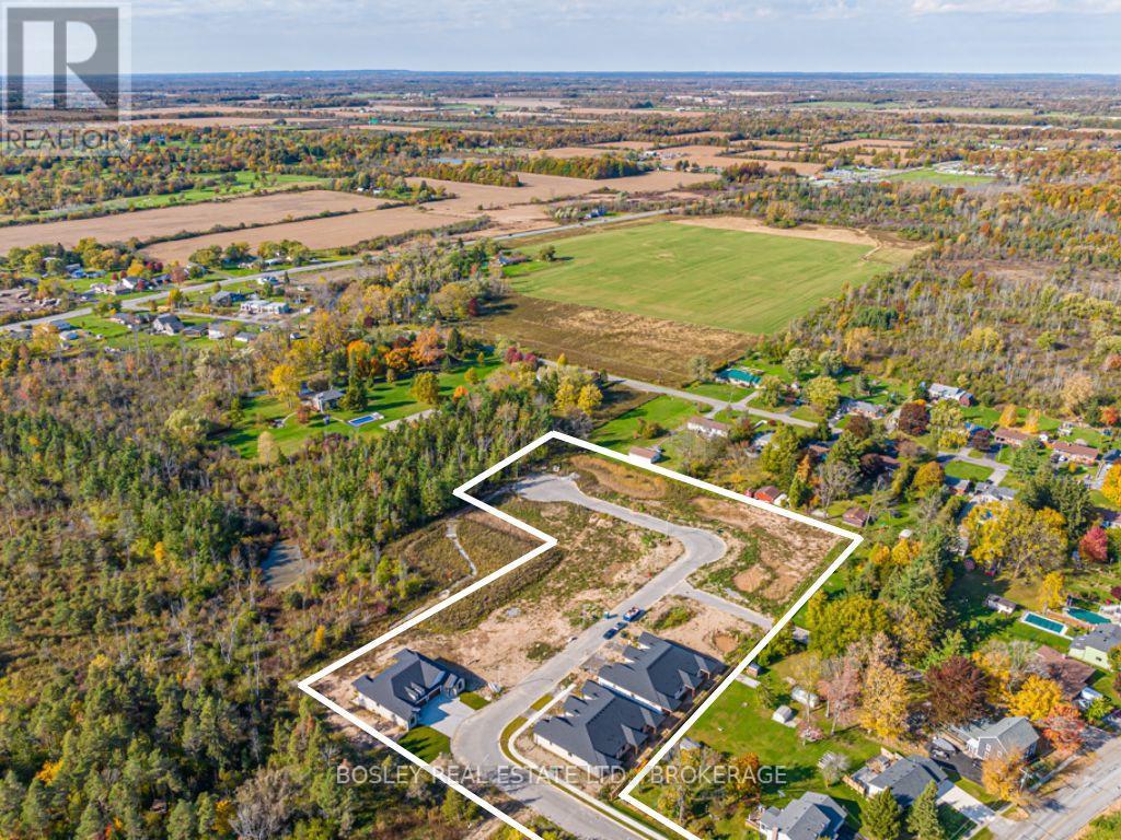 512 Royal Ridge Drive, Fort Erie, Ontario  L0S 1N0 - Photo 3 - X12154202