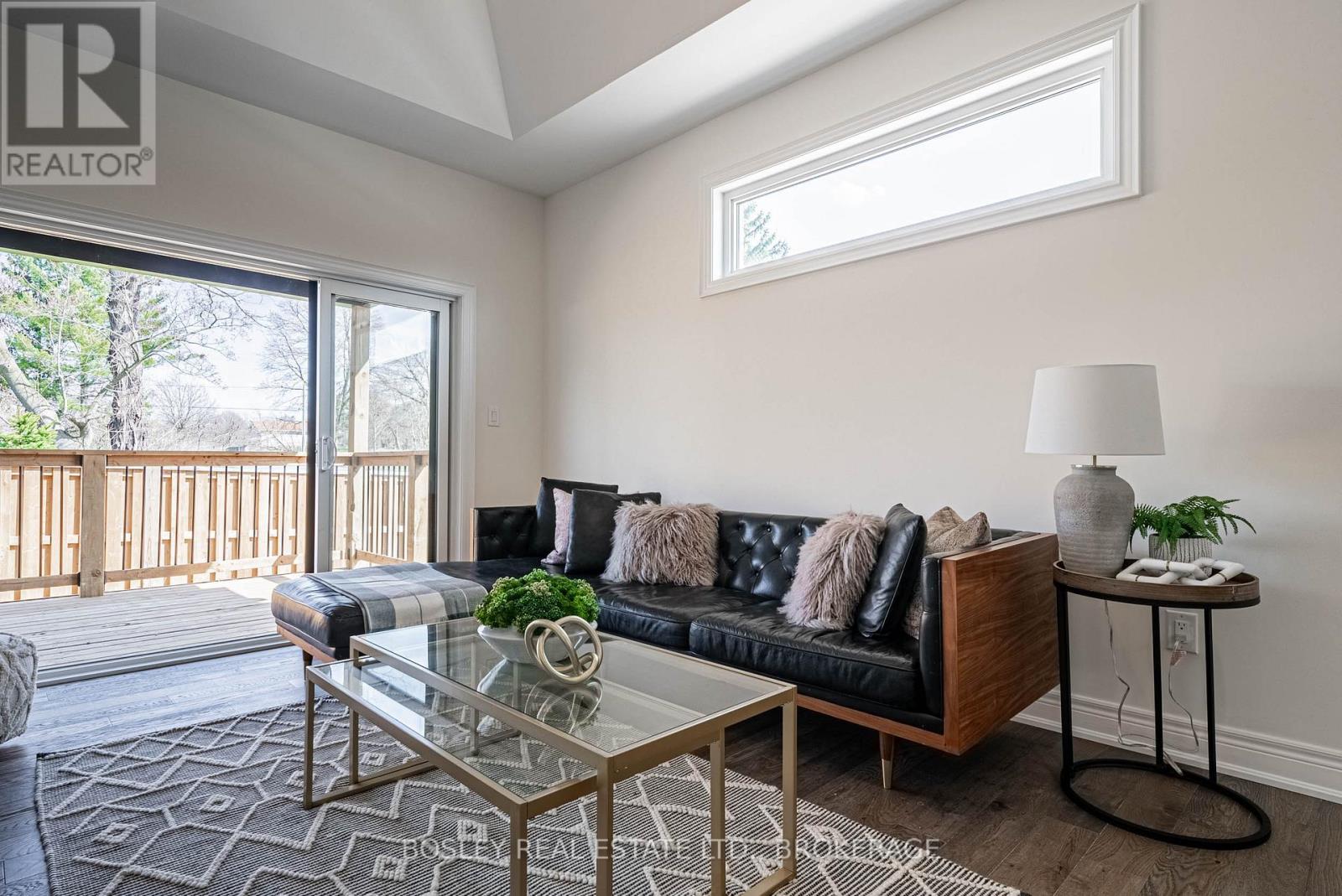 512 Royal Ridge Drive, Fort Erie, Ontario  L0S 1N0 - Photo 9 - X12154202