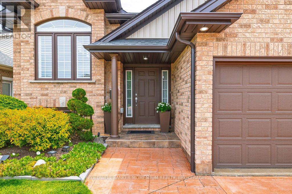 7088 Parkside Road, Niagara Falls, Ontario  L2H 3L6 - Photo 3 - X12189054