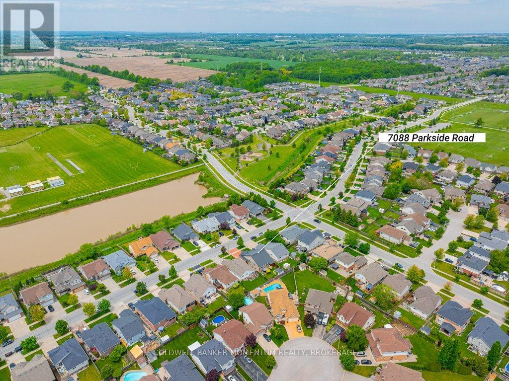 7088 Parkside Road, Niagara Falls, Ontario  L2H 3L6 - Photo 32 - X12189054