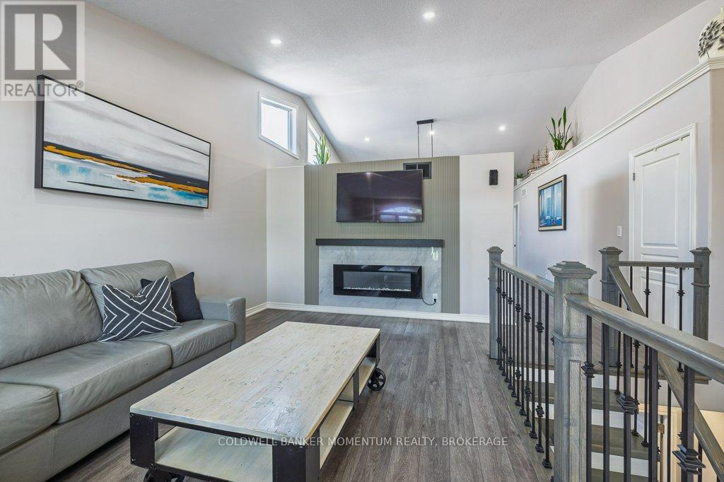 7088 Parkside Road, Niagara Falls, Ontario  L2H 3L6 - Photo 6 - X12189054