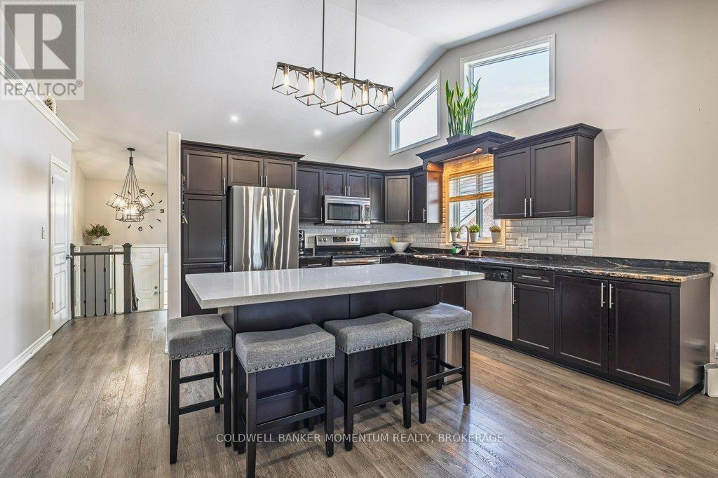 7088 Parkside Road, Niagara Falls, Ontario  L2H 3L6 - Photo 8 - X12189054