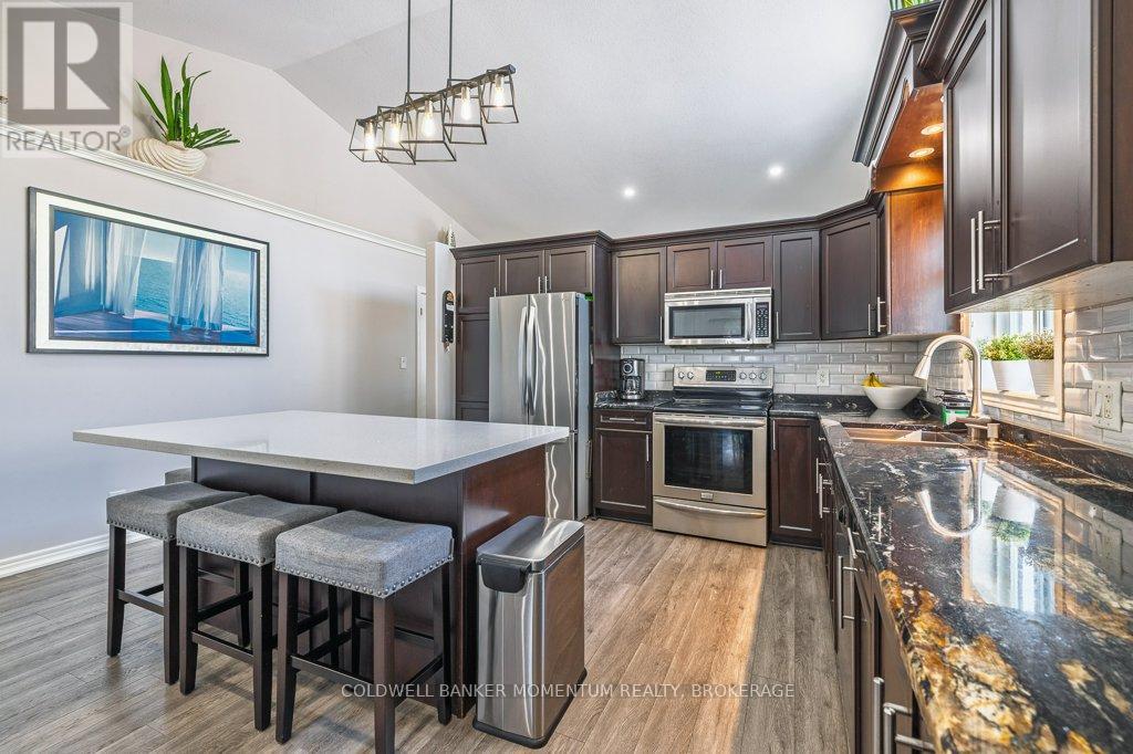 7088 Parkside Road, Niagara Falls, Ontario  L2H 3L6 - Photo 9 - X12189054