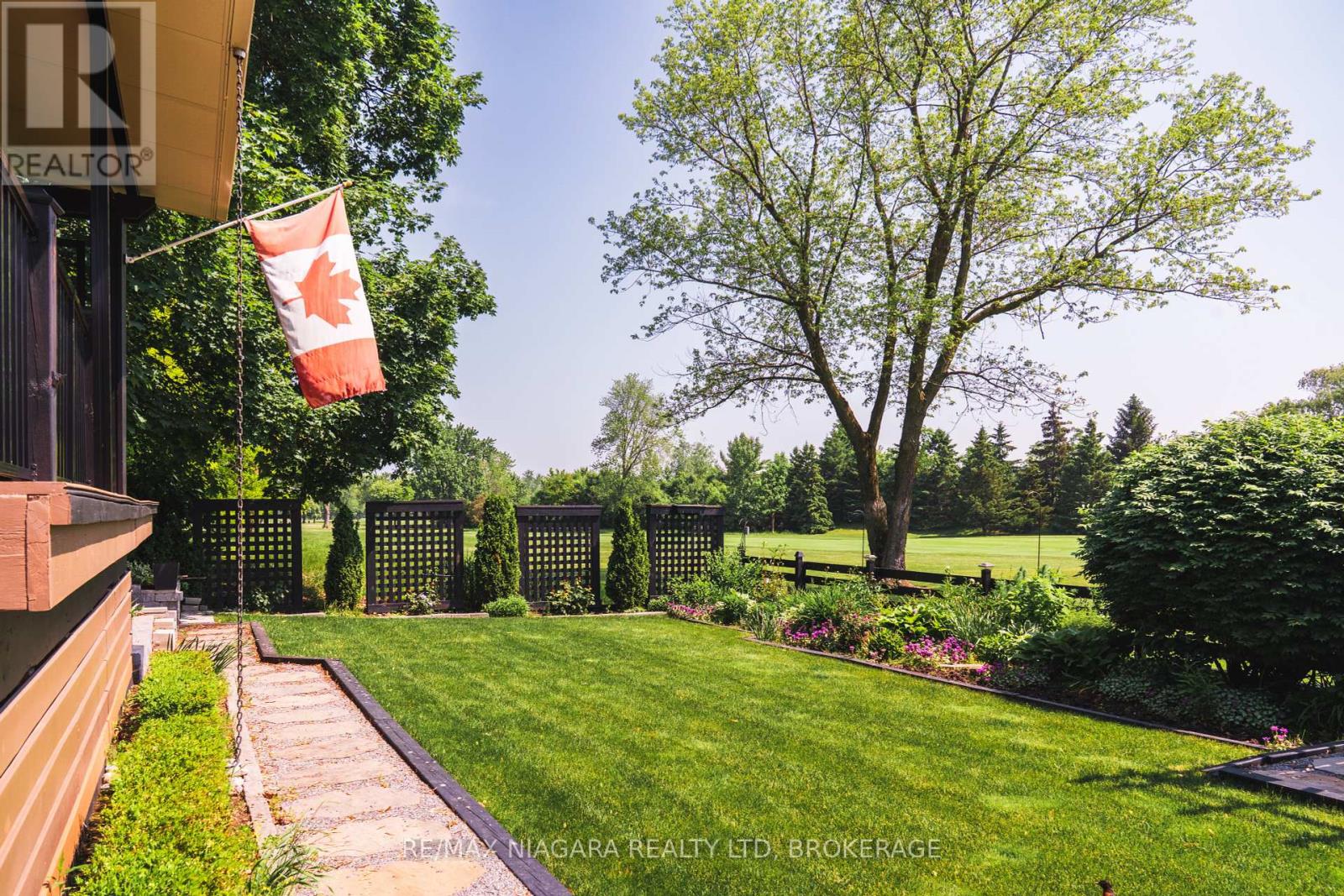 111 Riverdale Avenue, St. Catharines, Ontario  L2R 3S4 - Photo 11 - X12218708