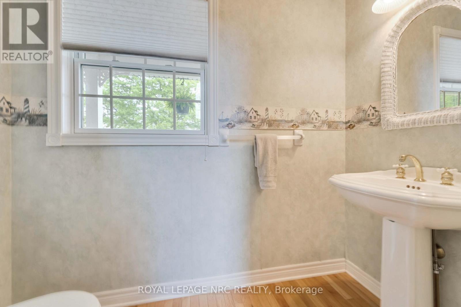 41 Promenade Way, Fort Erie, Ontario  L0S 1B0 - Photo 31 - X12219069