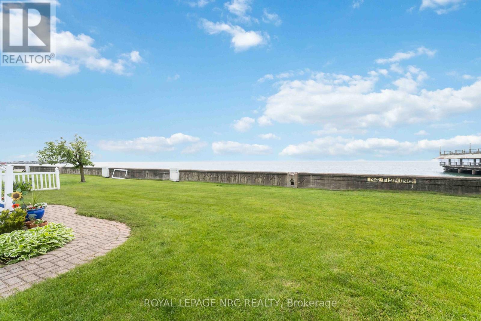 41 Promenade Way, Fort Erie, Ontario  L0S 1B0 - Photo 40 - X12219069